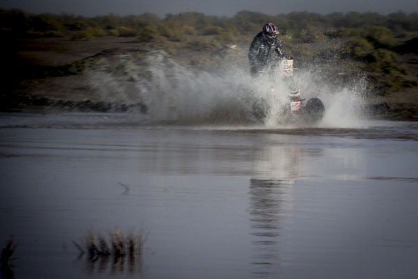 Dakar 2017: 2 место Сергея Карякина на восьмом спецучастке