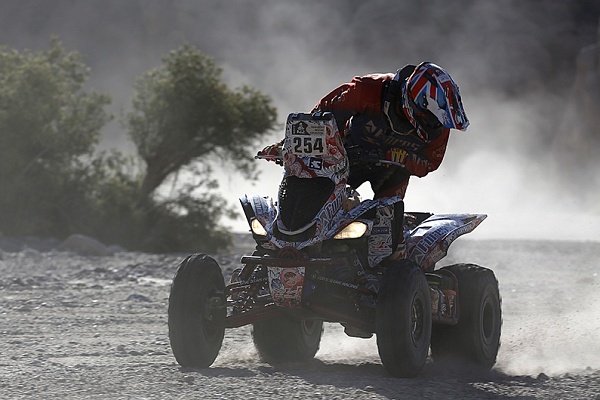 Вновь первый! Сергей Карякин выигрывает 10 этап ралли Dakar 2017