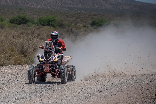 Вновь первый! Сергей Карякин выигрывает 10 этап ралли Dakar 2017