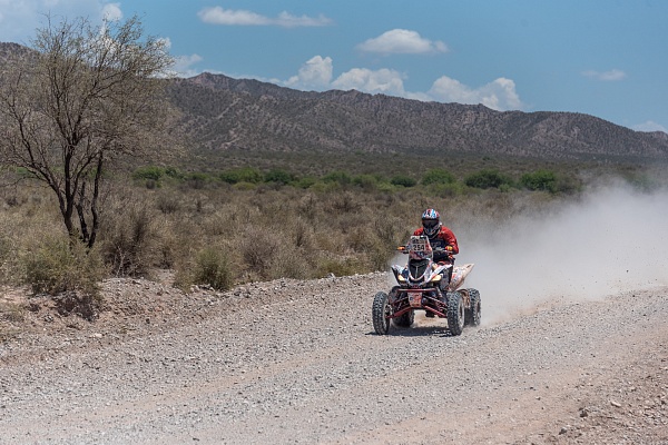 Вновь первый! Сергей Карякин выигрывает 10 этап ралли Dakar 2017